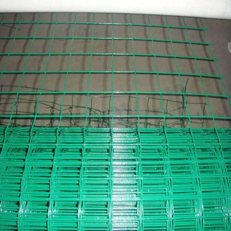 Plastic coated welded wire mesh
